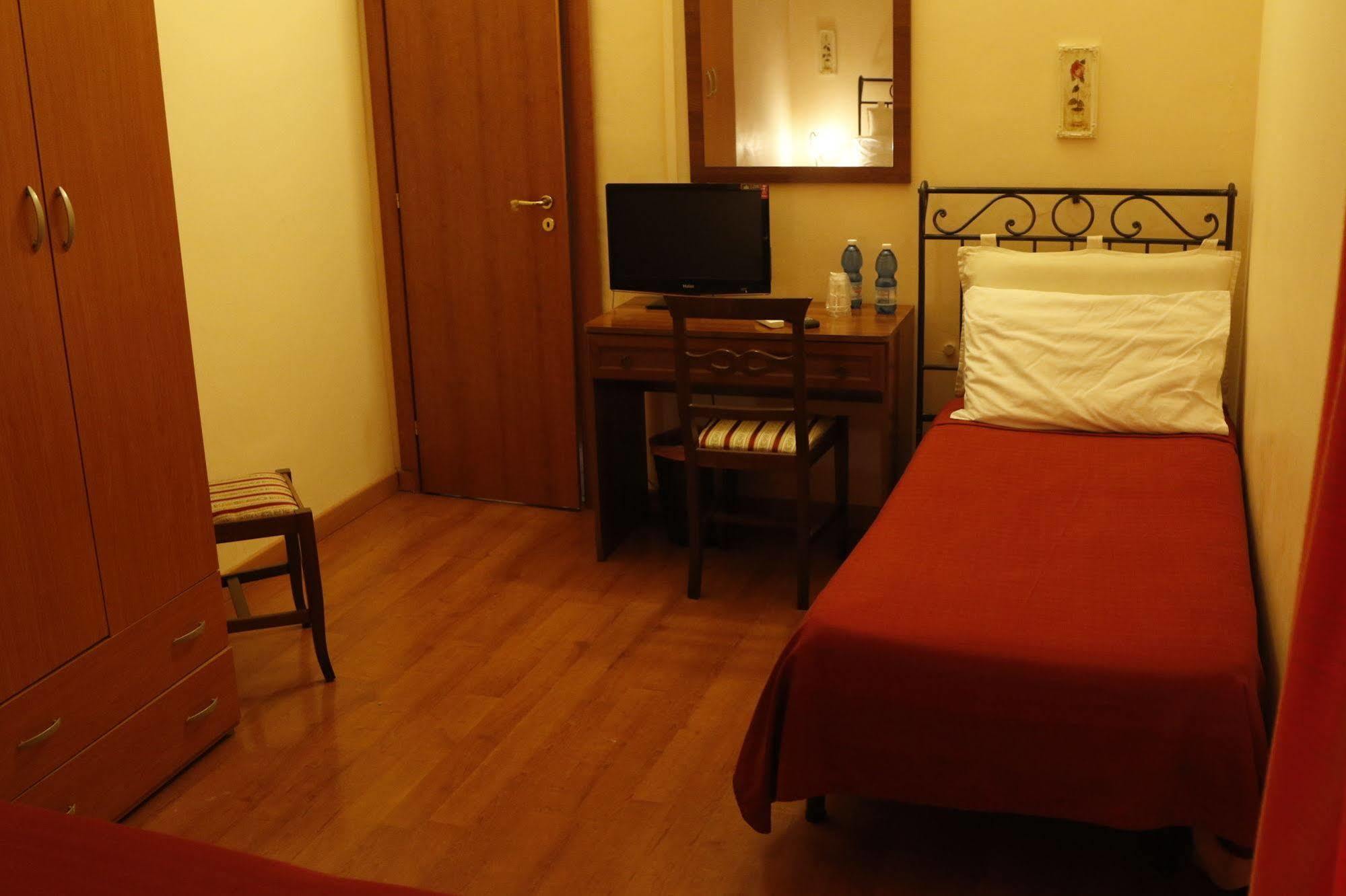 San Michele Inn คาตาเนีย ภายนอก รูปภาพ